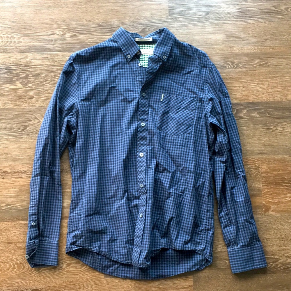 Men’s casual dress shirt